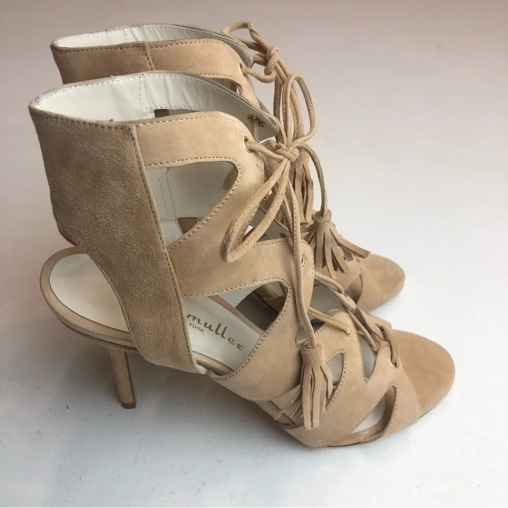 New Bettye Muller Swell Lace Up Open Toe Sandal Size 10